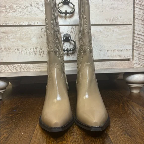 Jeffrey Campbell Dagget Western Boots Taupe Leather | Free People | 10 NWT - Picture 8 of 12